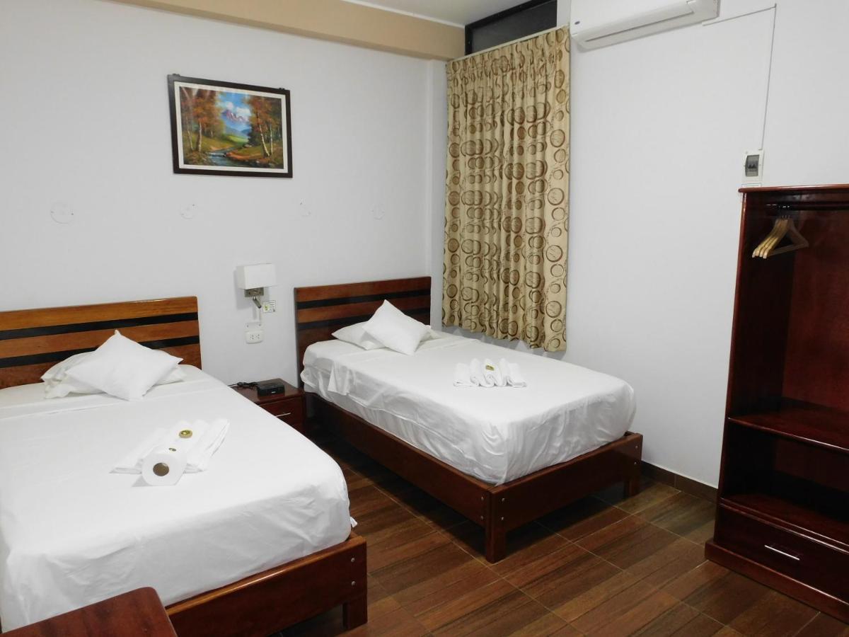 Hotel Tambopata Inn プエルト・マルドナード エクステリア 写真